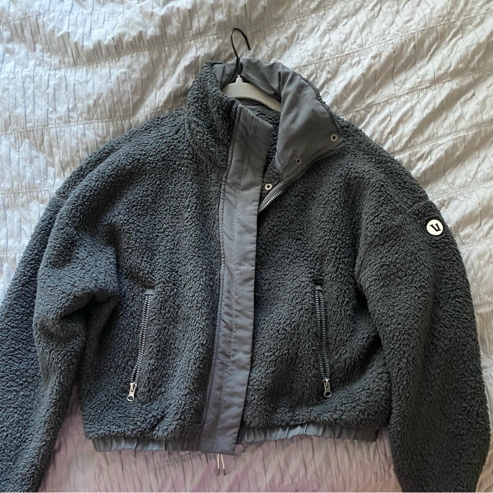 Vuori Gray Sherpa Jacket